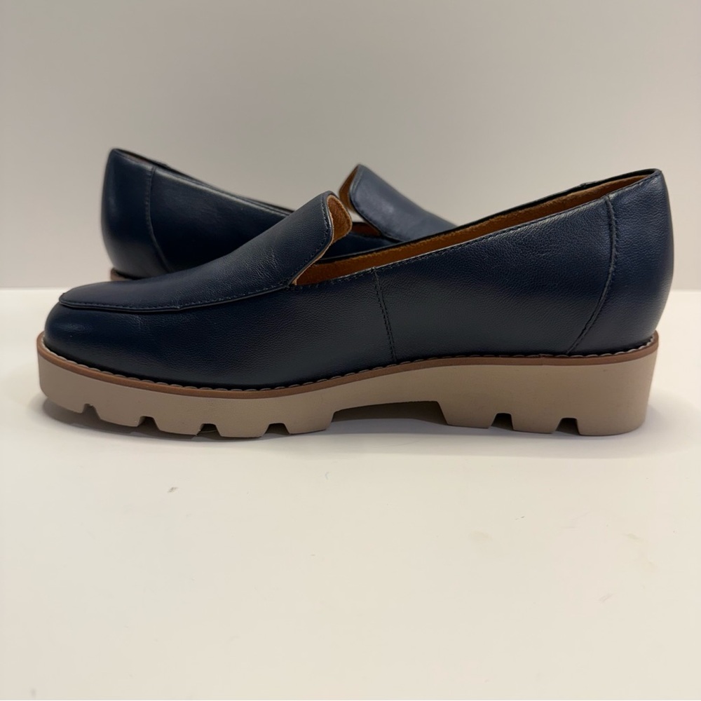 Vionic Kensley Navy Leather Orthotic Lug Loafers 6 NWOB - Picture 6 of 8